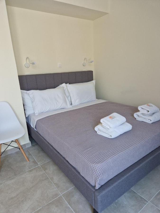 Ermou Studio Apartment Athena Bagian luar foto