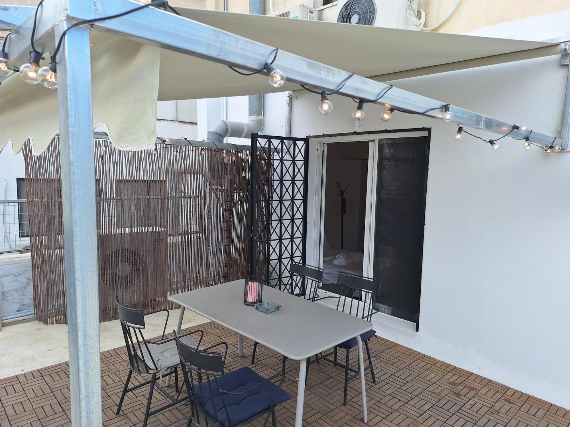 Ermou Studio Apartment Athena Bagian luar foto